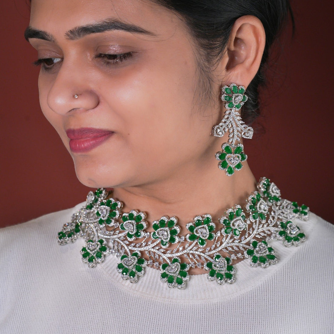 Dhriti Green Diamond Necklace Set - MIARAA