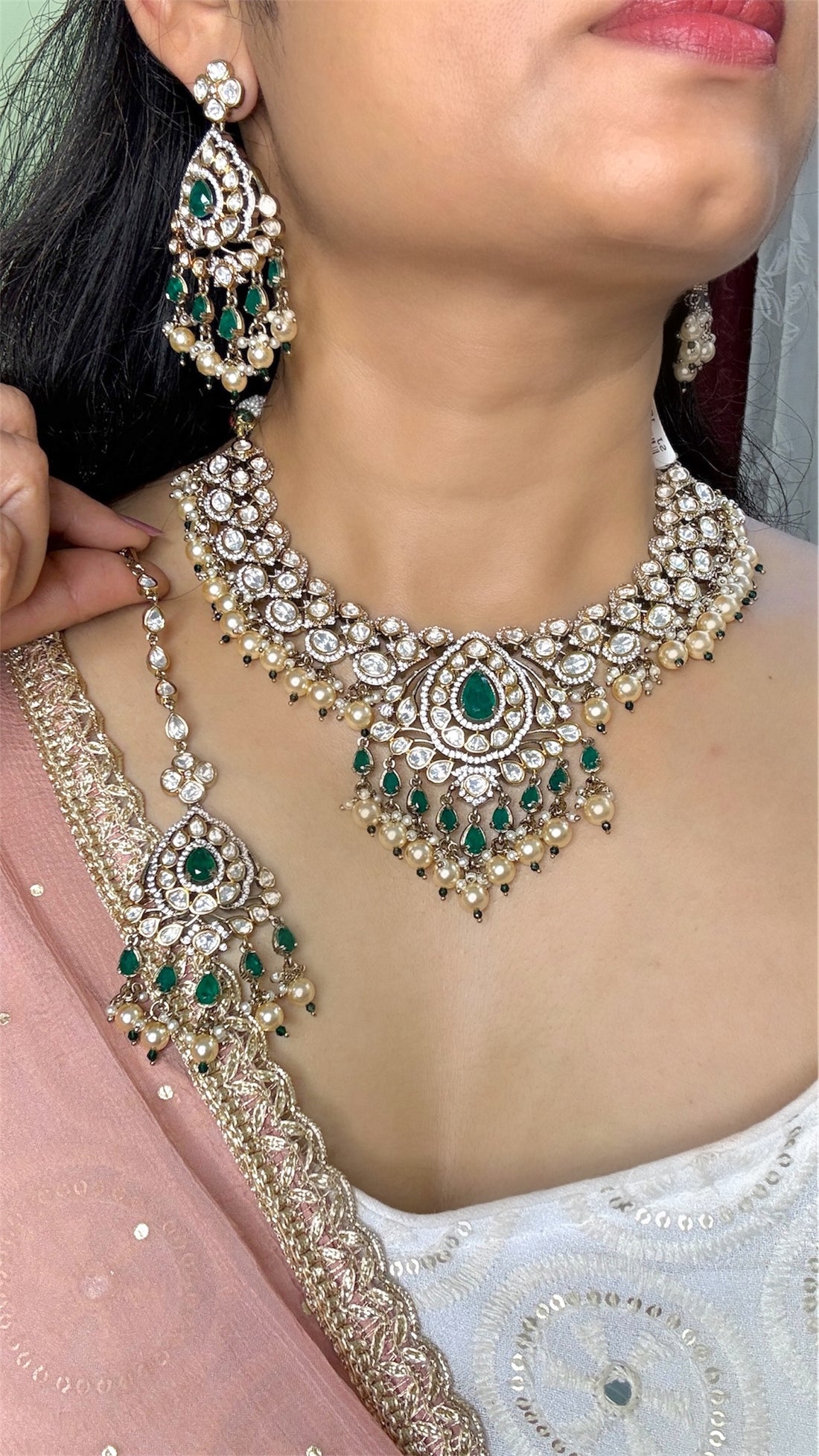 Advika Polki Necklace Set