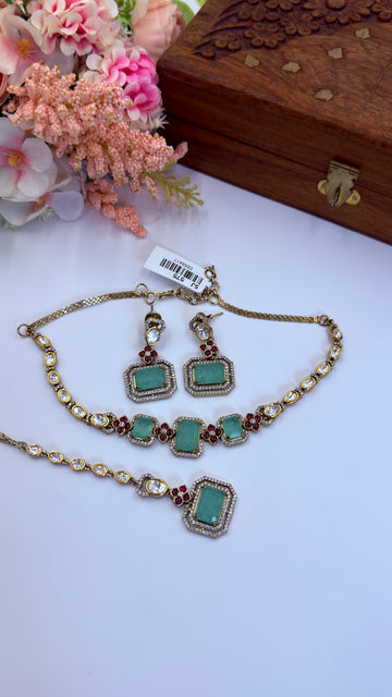Tara Pista Green Polki Necklace Set