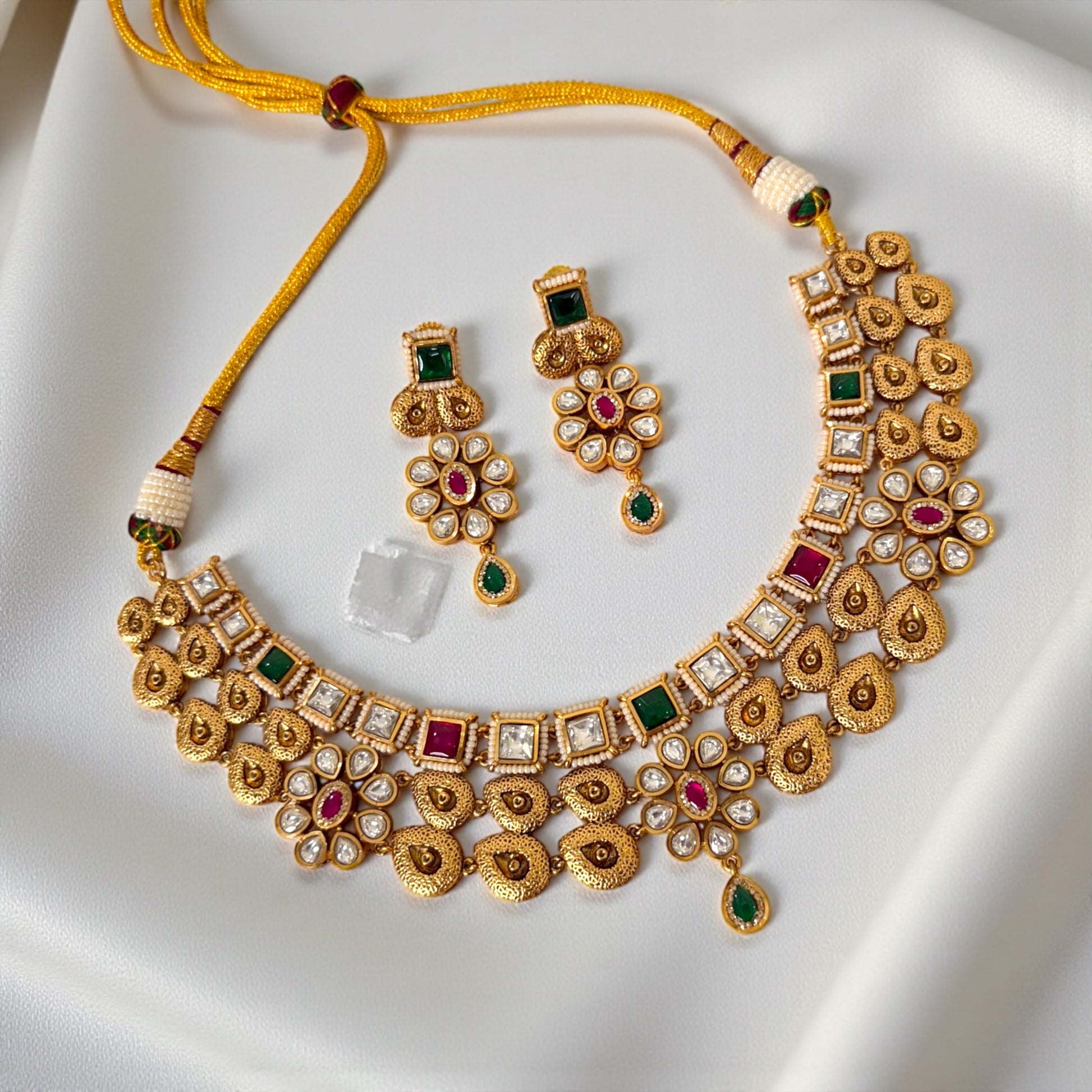 Multicolor Rashida Rajwadi Necklace Set