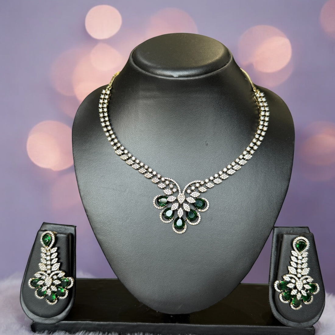 Kabini Green Diamond Necklace Set