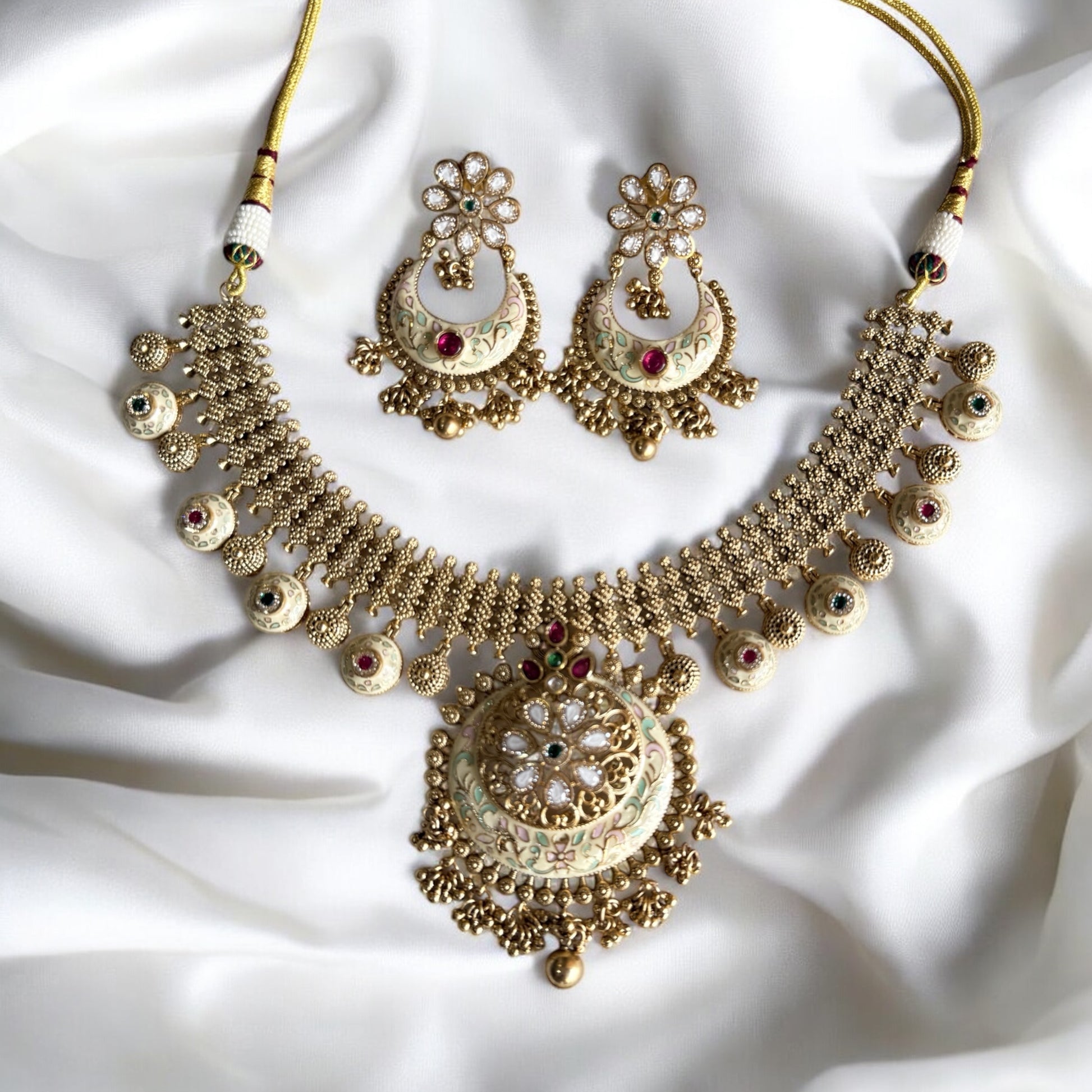Kashvi Multicolor Rajwadi Necklace Set - MIARAA
