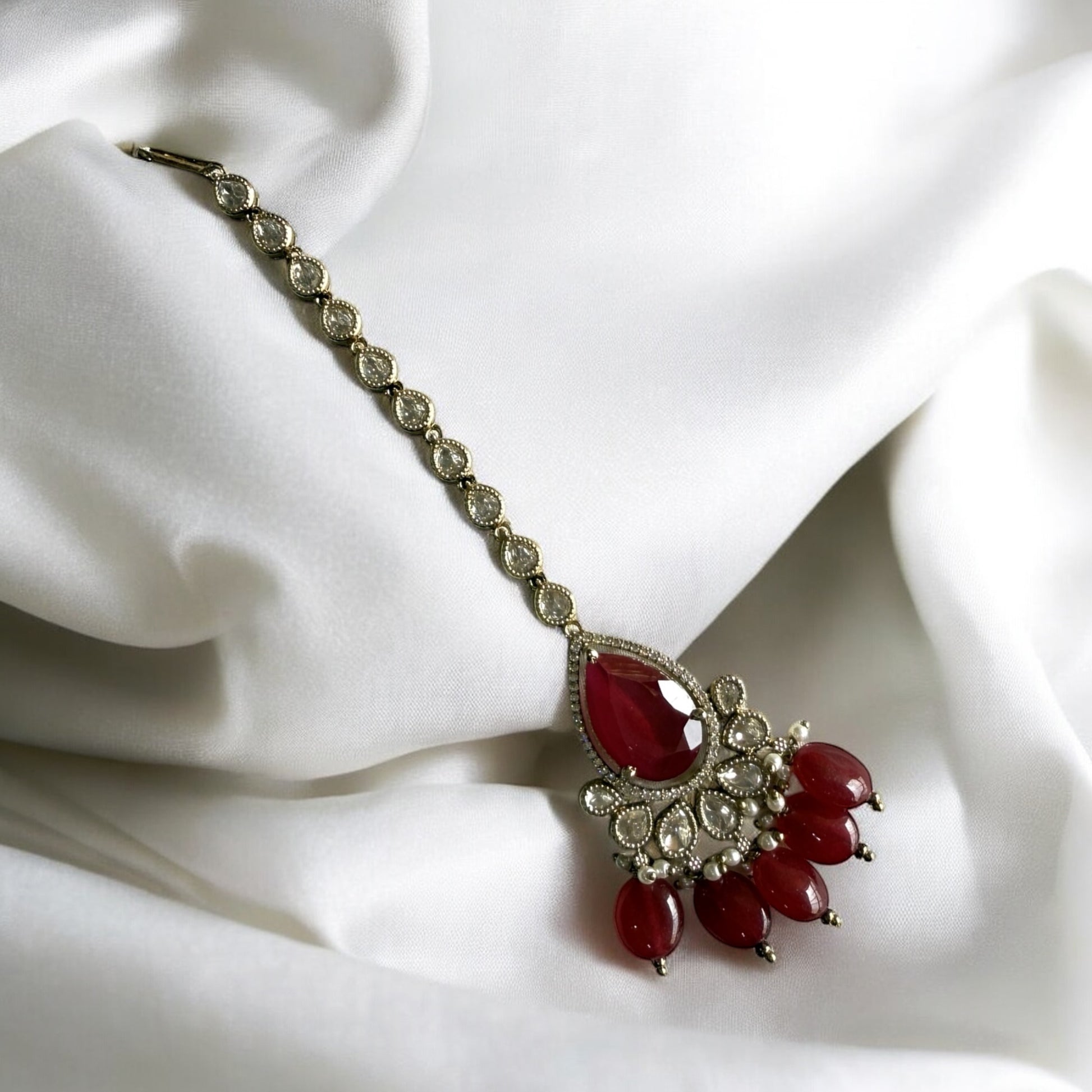 Vaanya Ruby Pink Necklace Set - MIARAA