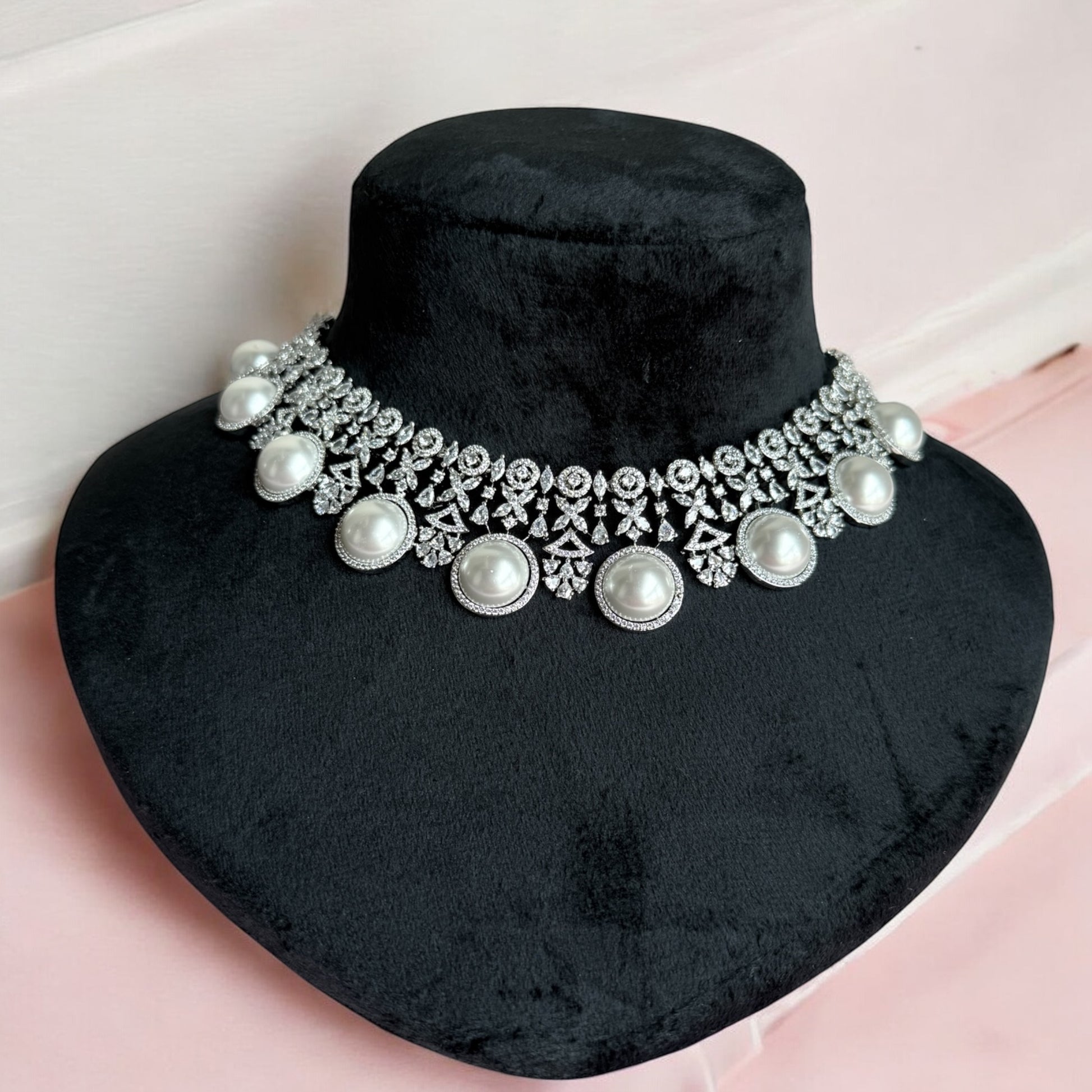 Charvi Pearl Diamond Necklace Set - MIARAA