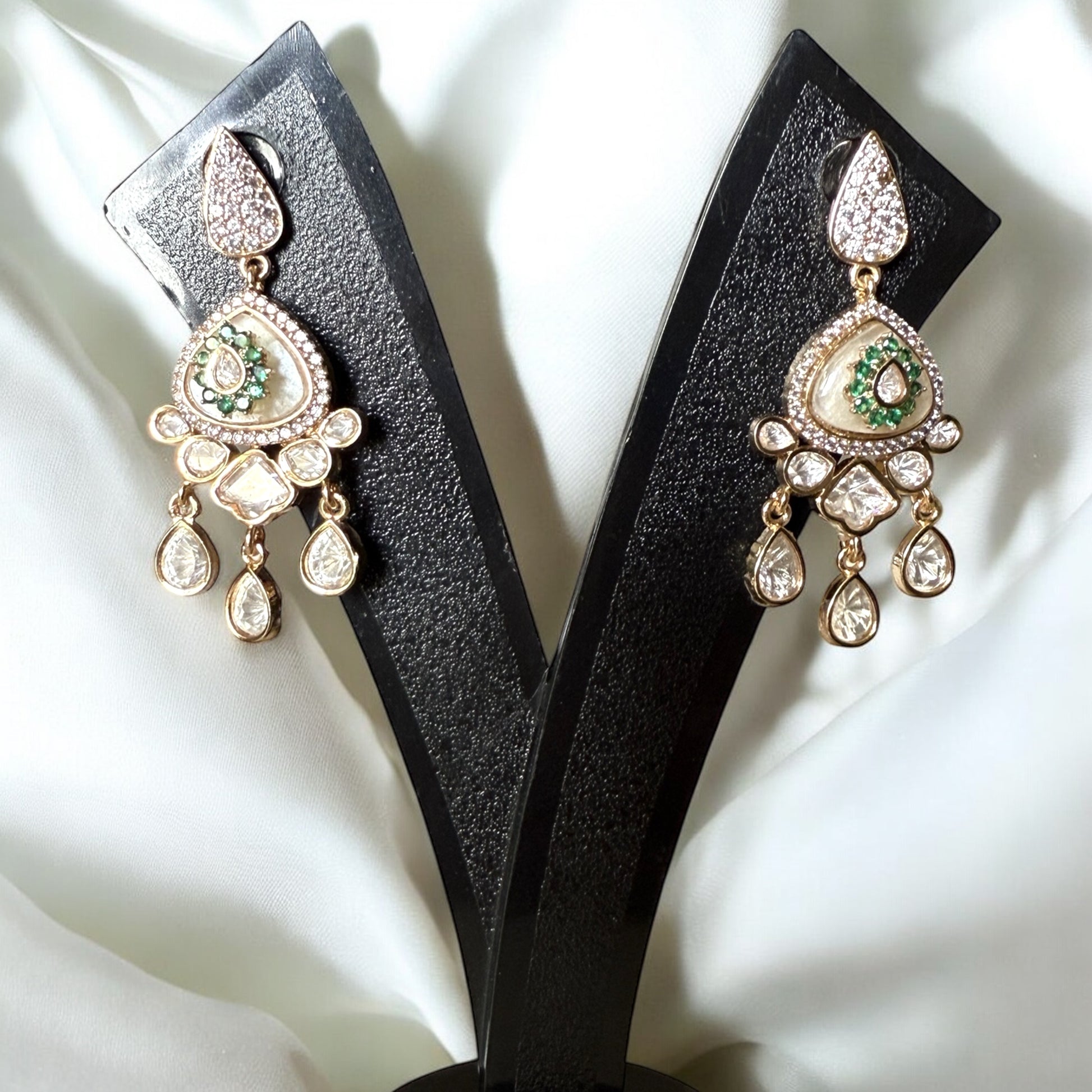 Suhana Green Necklace Set - MIARAA