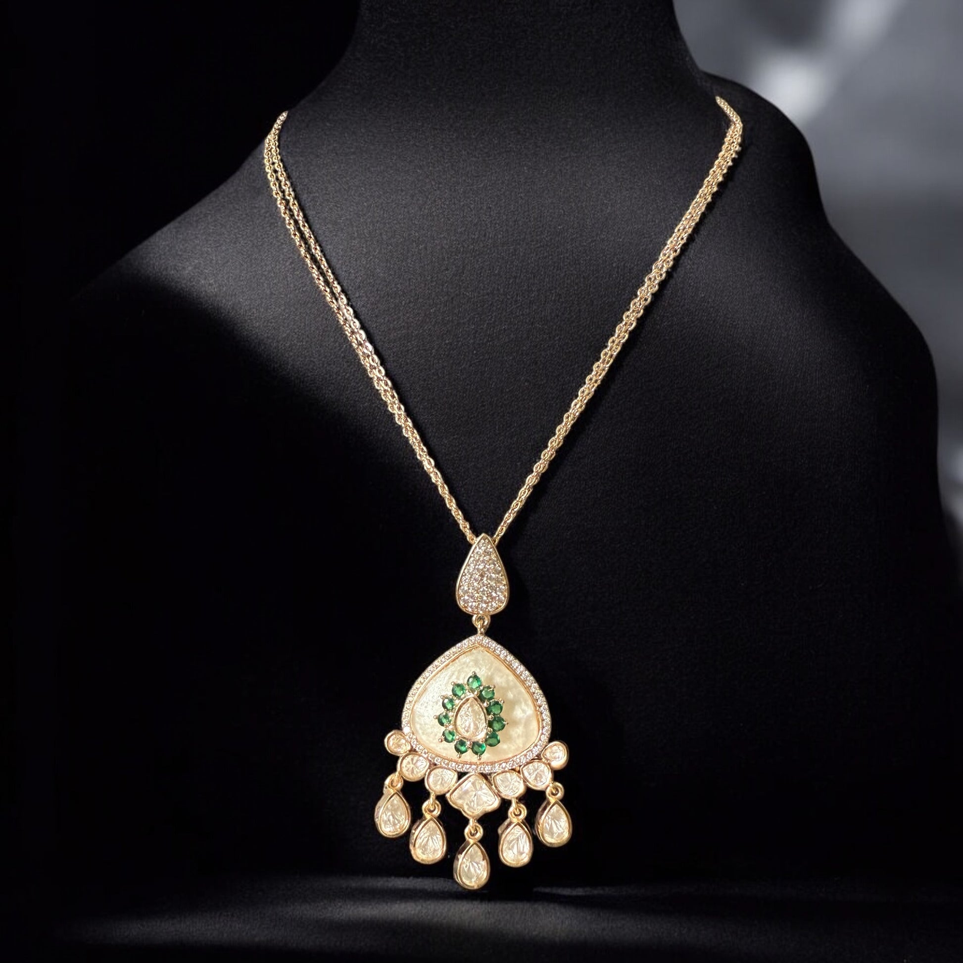 Suhana Green Necklace Set - MIARAA
