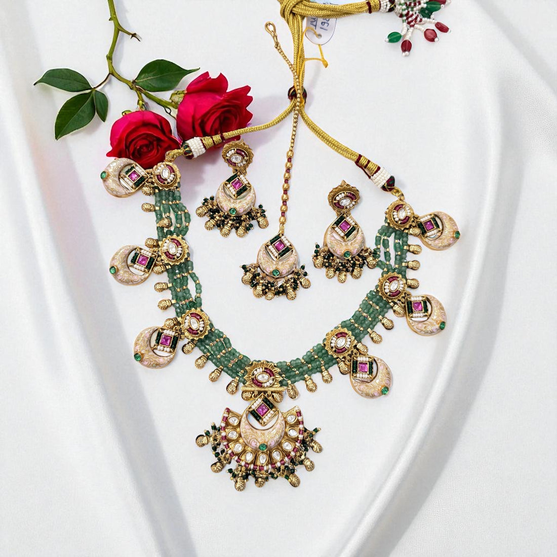 Multicolor Nila Antique Rajwadi Necklace Set