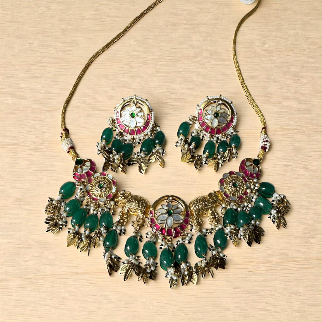 Multicolor Rudrani Antique Rajwadi Necklace Set