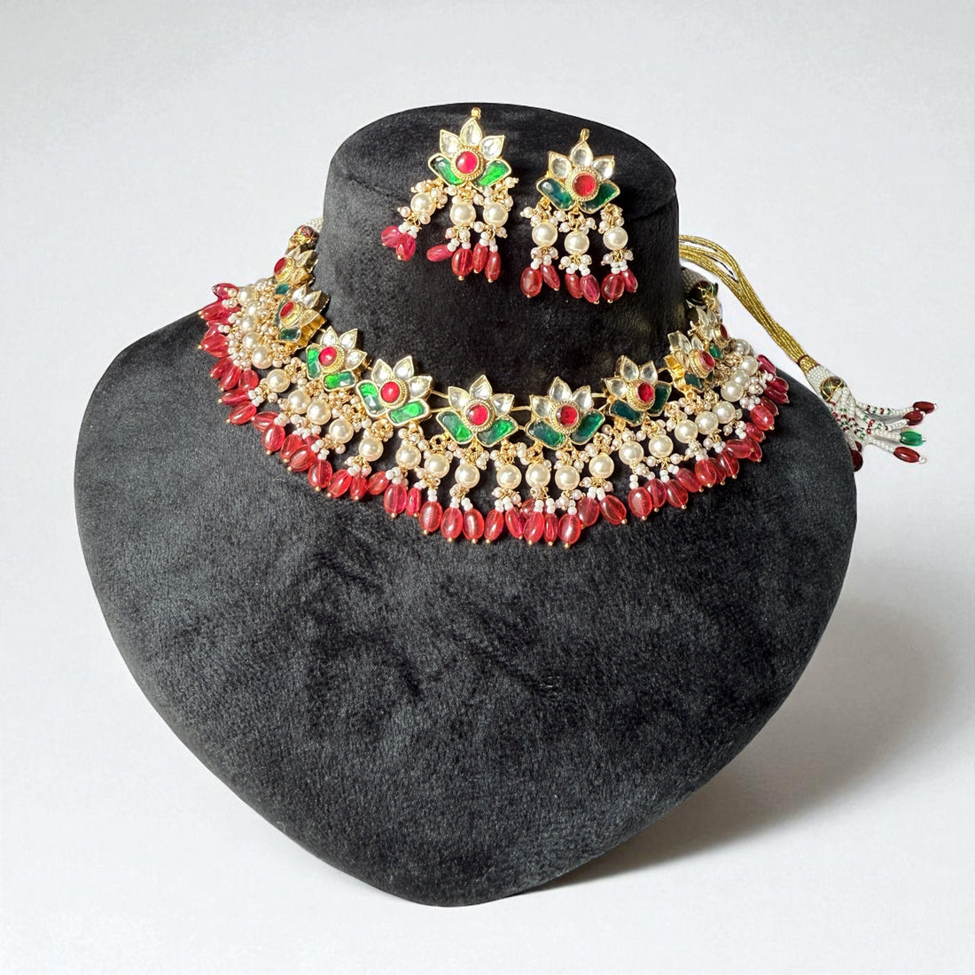 Multicolor Savitri Antique Rajwadi Necklace Set