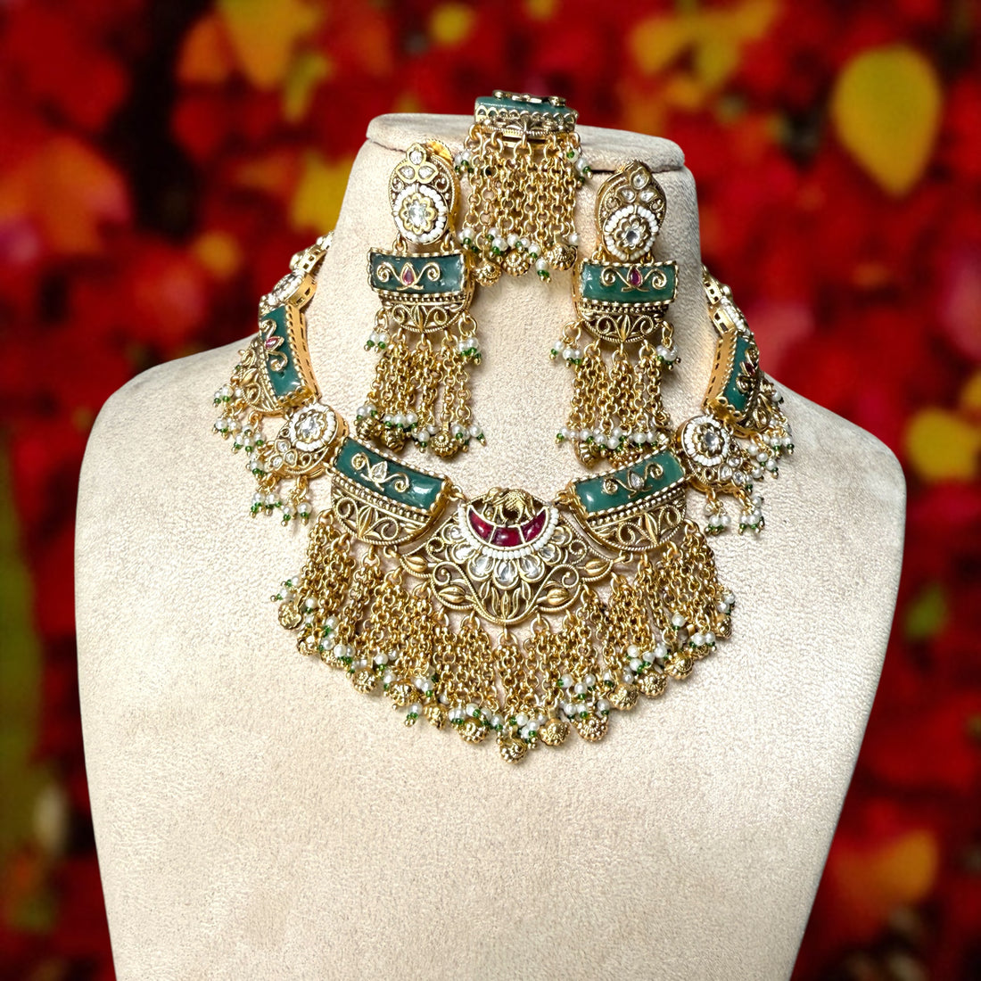 Multicolor Sajani Antique Rajwadi Necklace Set