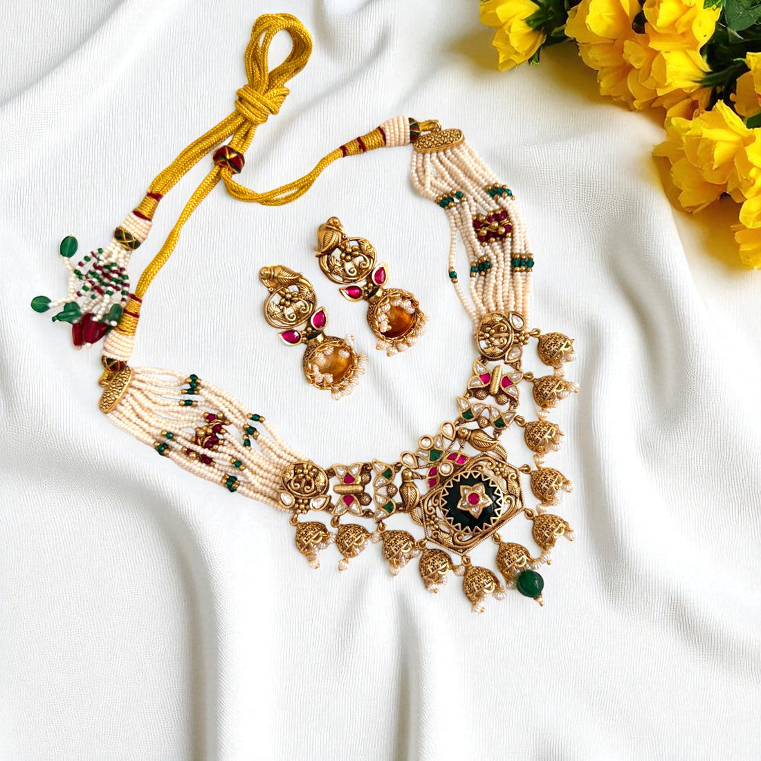 Multicolor Satyavati Antique Rajwadi Necklace Set