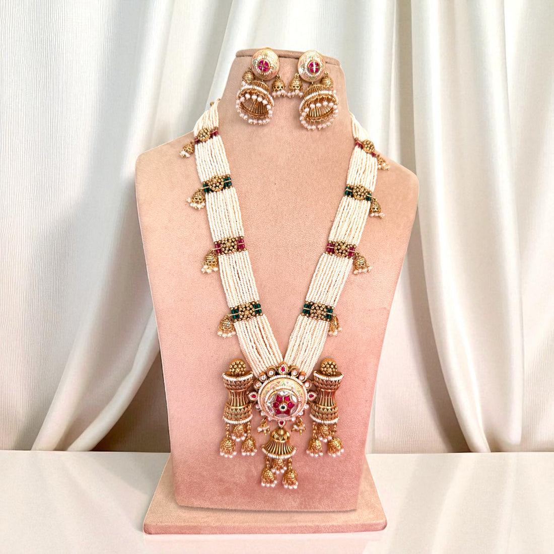 Multicolor Amrapali Antique Rajwadi Necklace Set