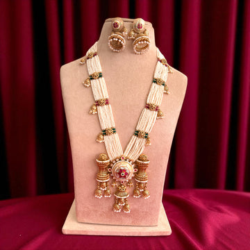 Multicolor Amrapali Antique Rajwadi Necklace Set