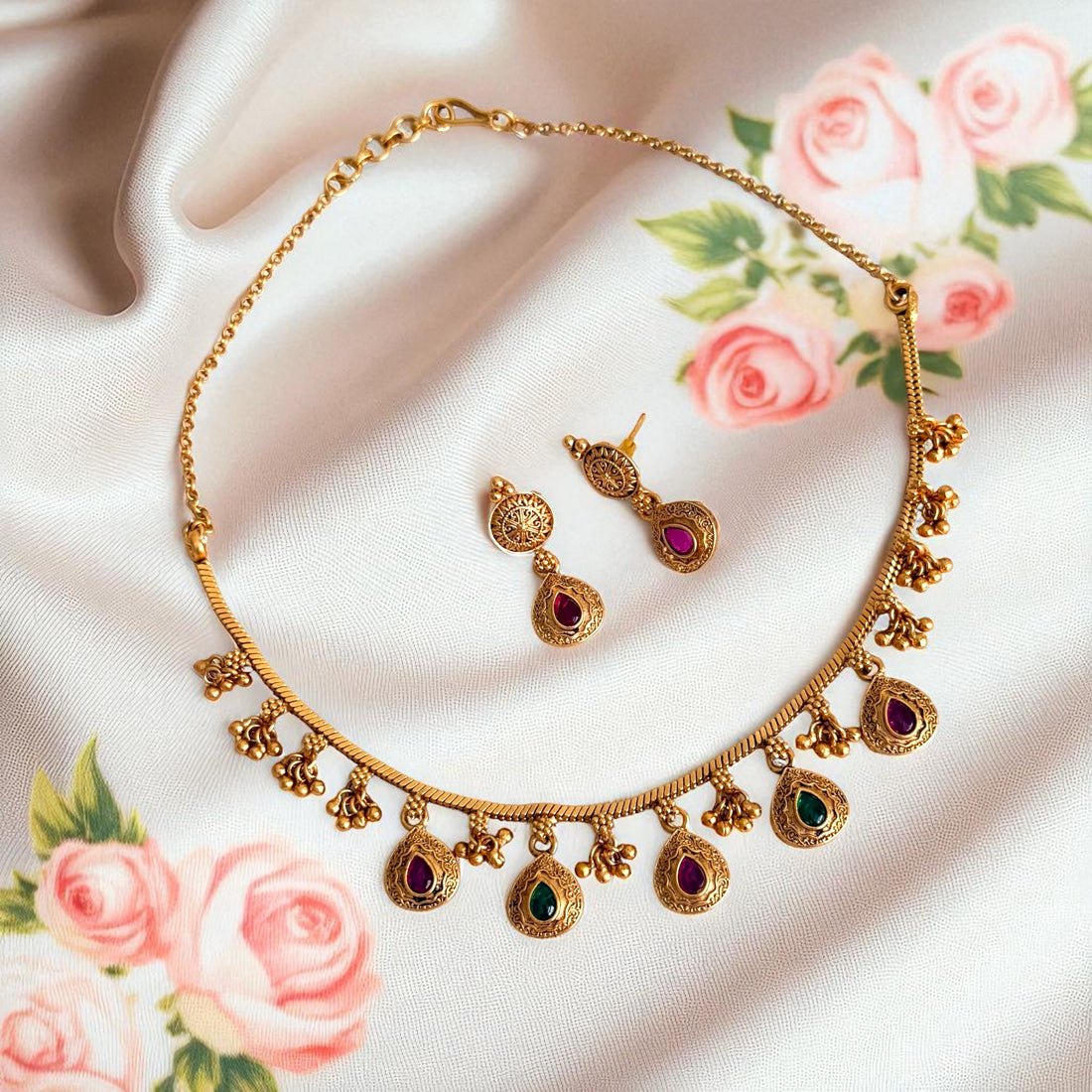 Multicolor Savita Rajwadi Necklace Set