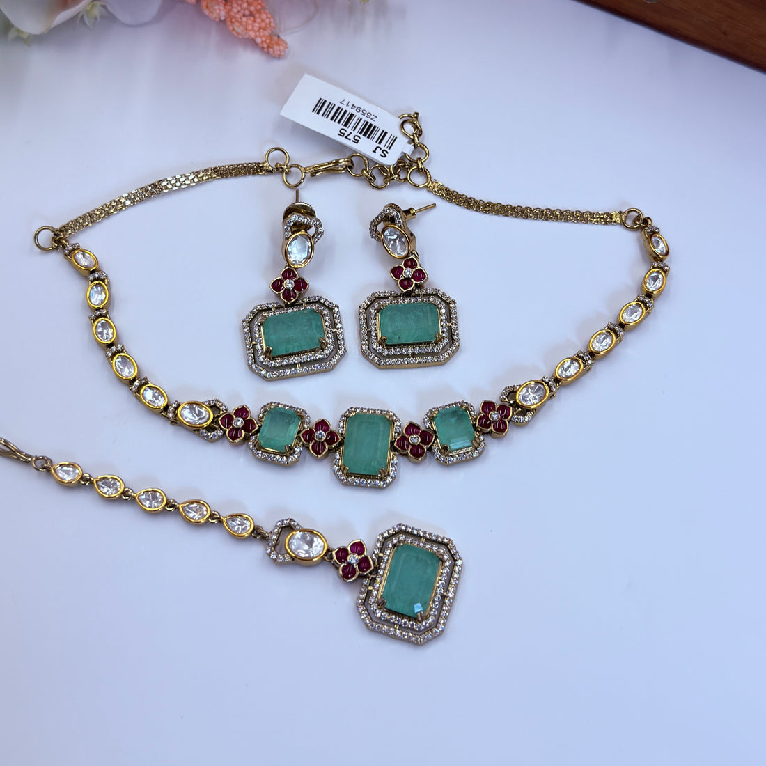Tara Pista Green Polki Necklace Set