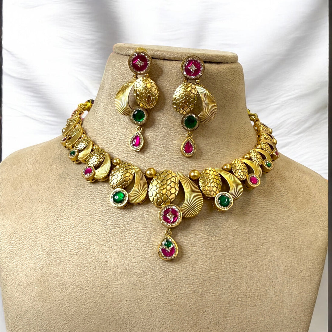 miaraa Chitra Rajwadi Necklace Set