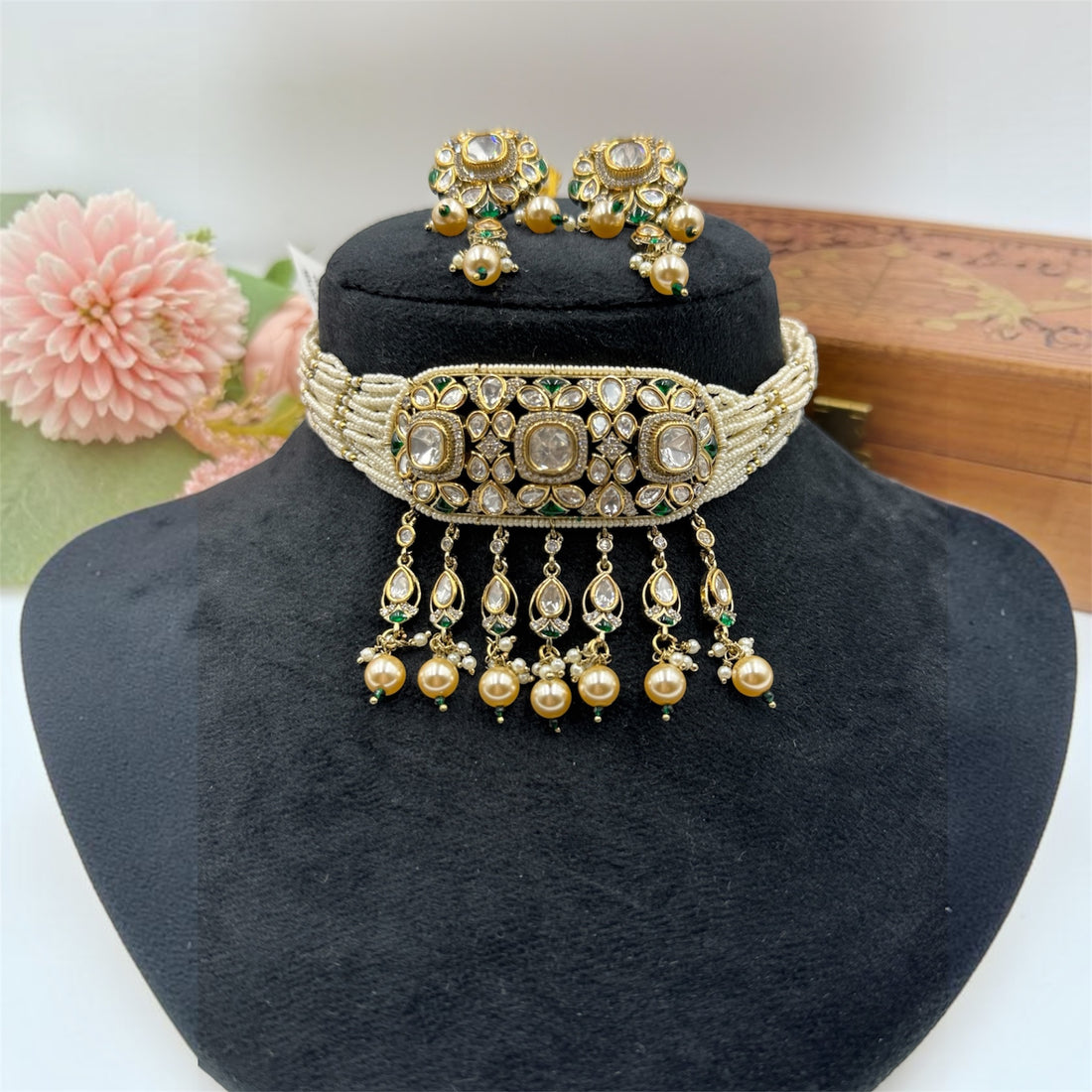miaraa Devisha Polki Necklace Set