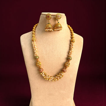 miaraa Pihu Pearl Matar Mala Necklace Set