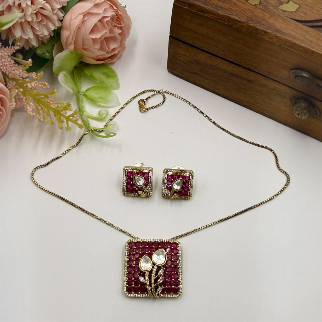 miaraa Tvesa Polki Necklace Set1