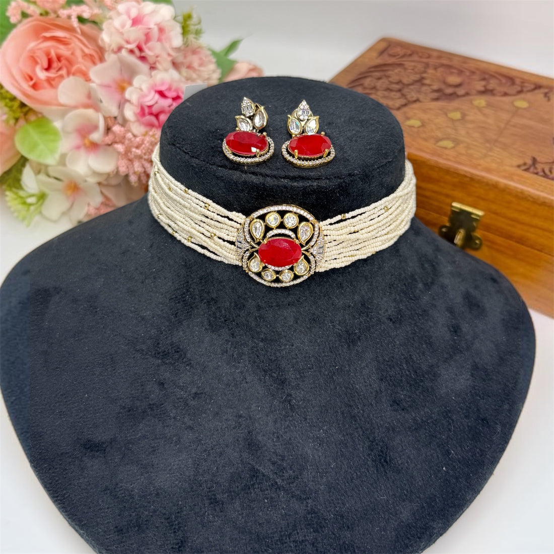 miaraa Vanya Polki Necklace Set